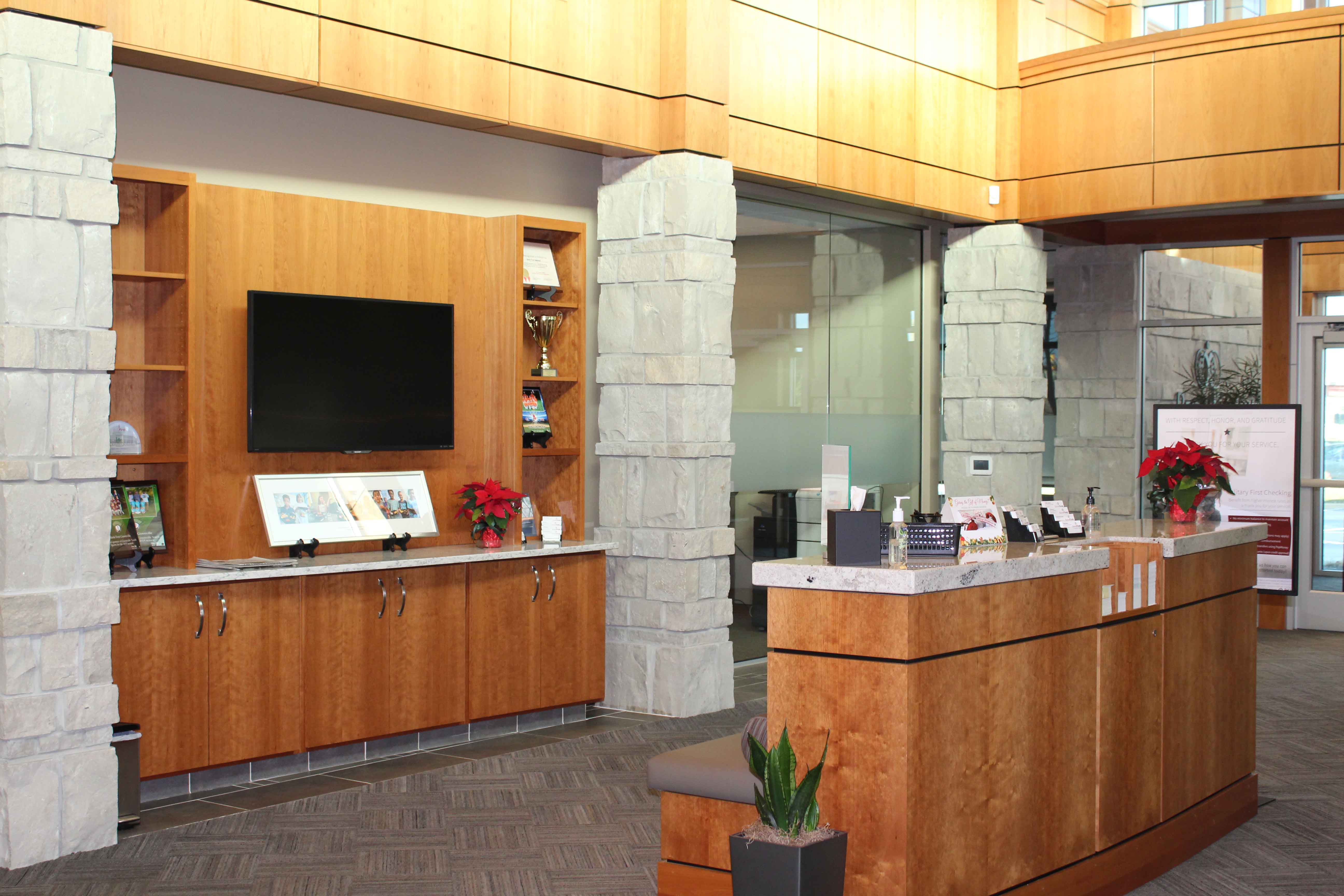Bank First National - Grand Chute, WI - Interior front desk