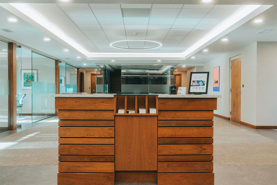 Bankfirst-lobby-desk
