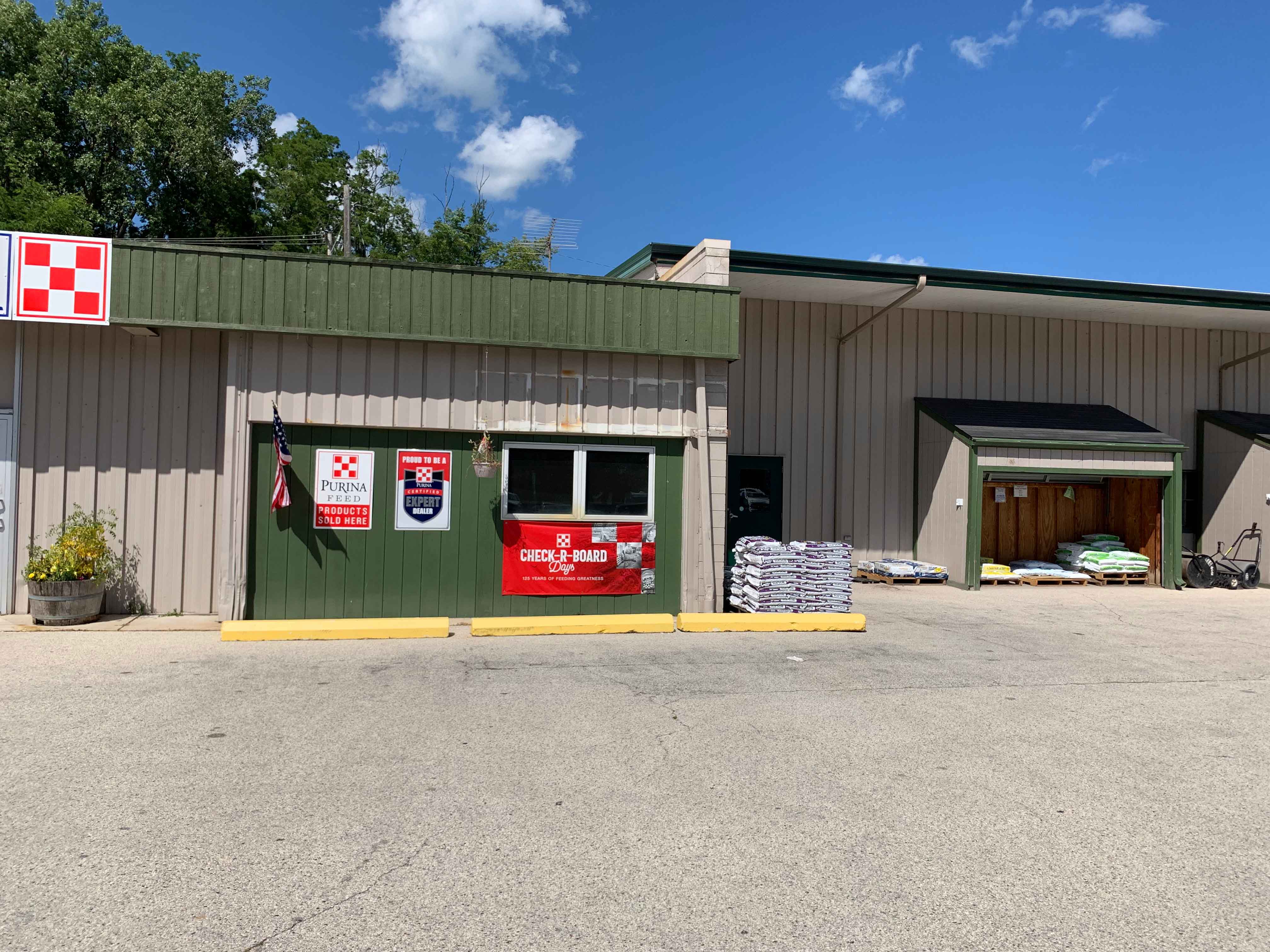 Country Visions Sheboygan Falls Original Outside