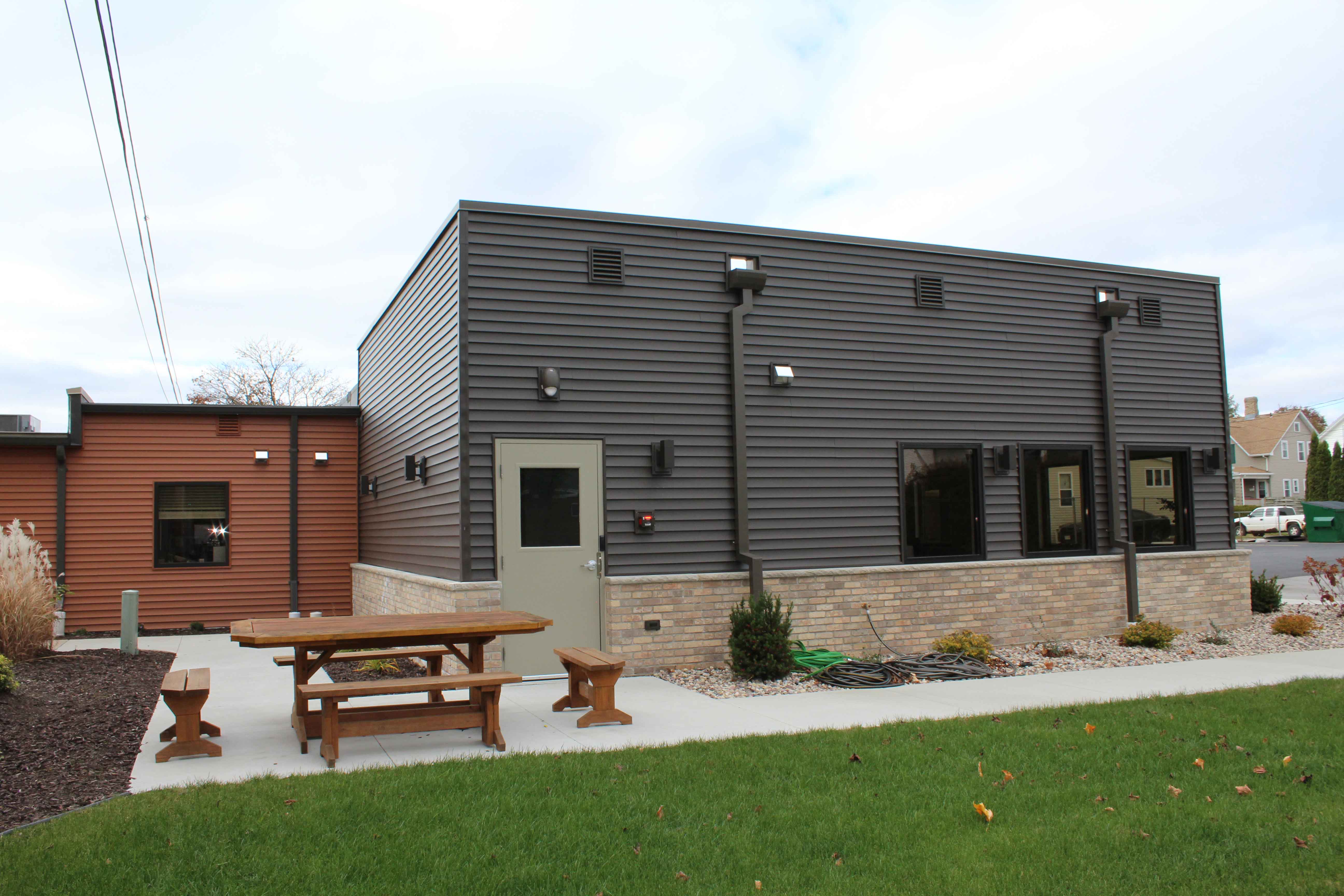 Exterior patio at Two Rivers Family Dental